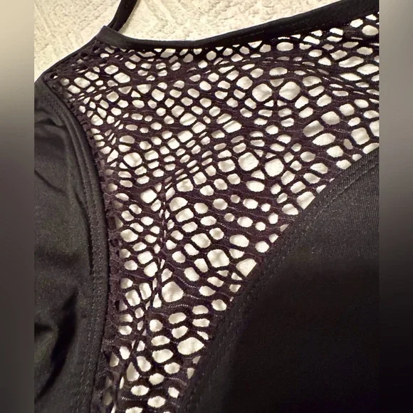 Mossimo bikini swim top - Large - black - lace netted area in front - Picture 4 of 10